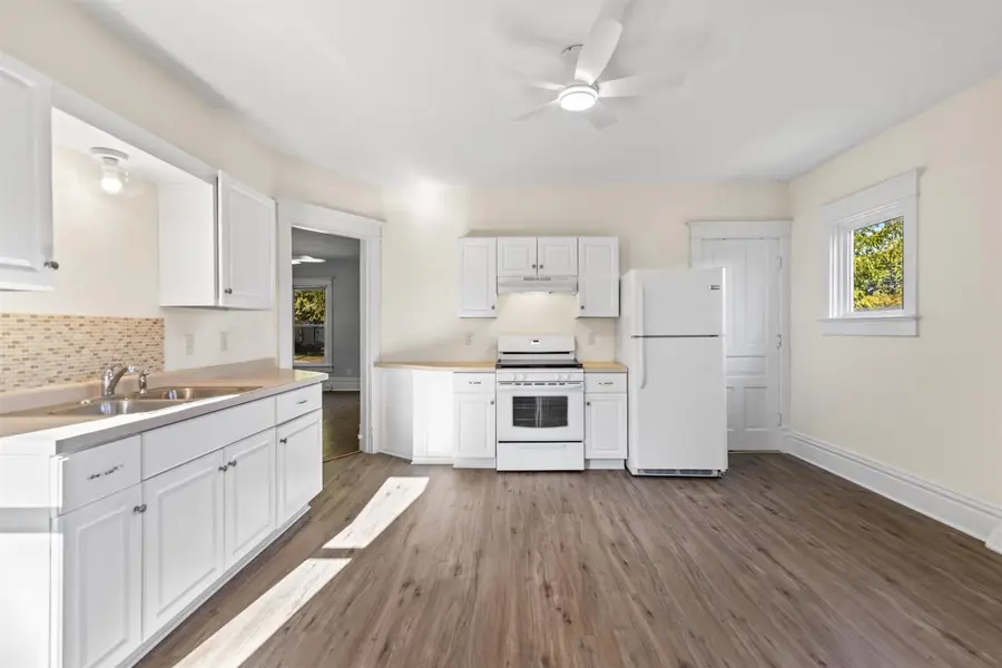 516 E Beloit Street, Orfordville, WI 53576 - Image #3