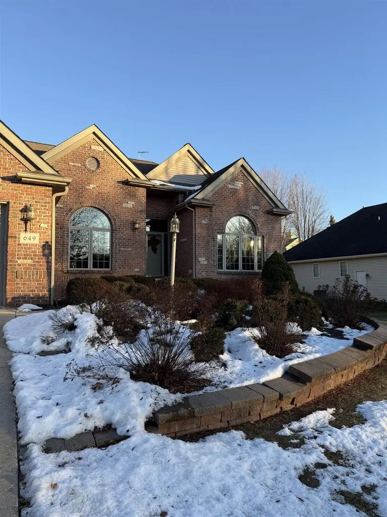 649 Roxbury Road, Rockford, IL 61107 - Image #2