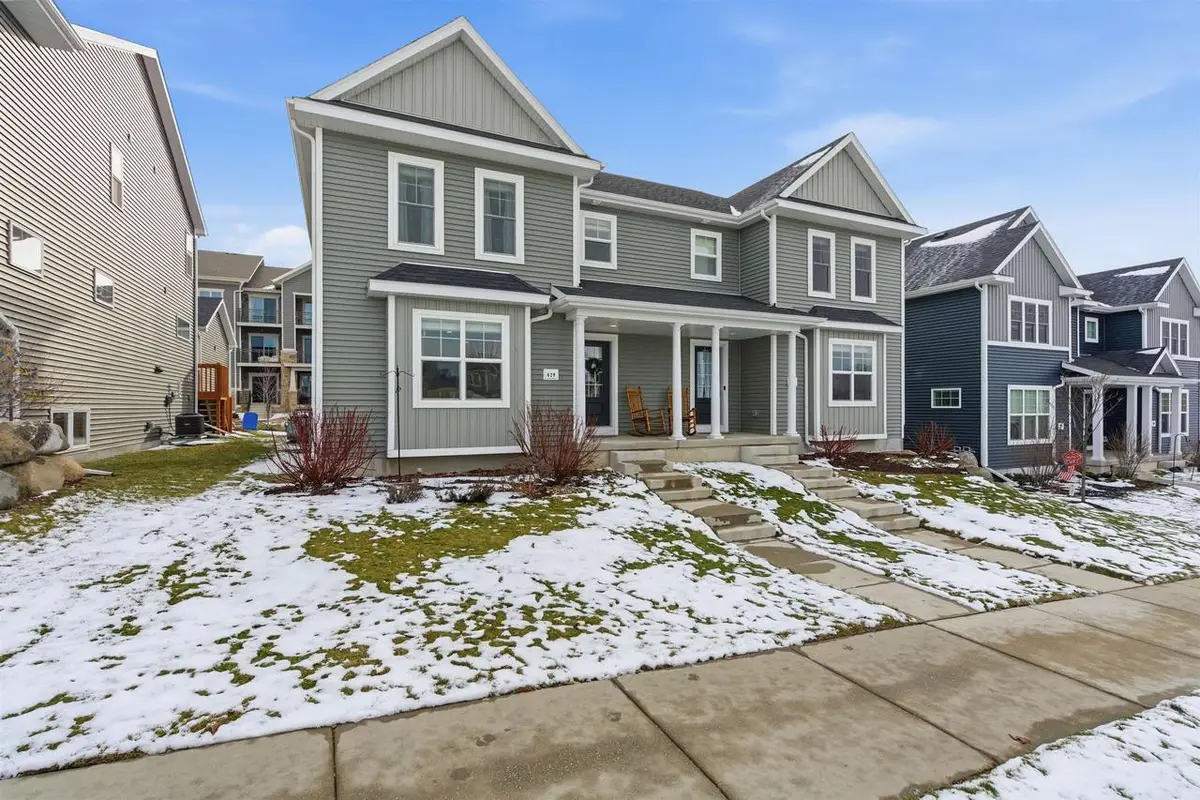 629 Hillcrest Drive, Waunakee, WI 53597 - Image #1