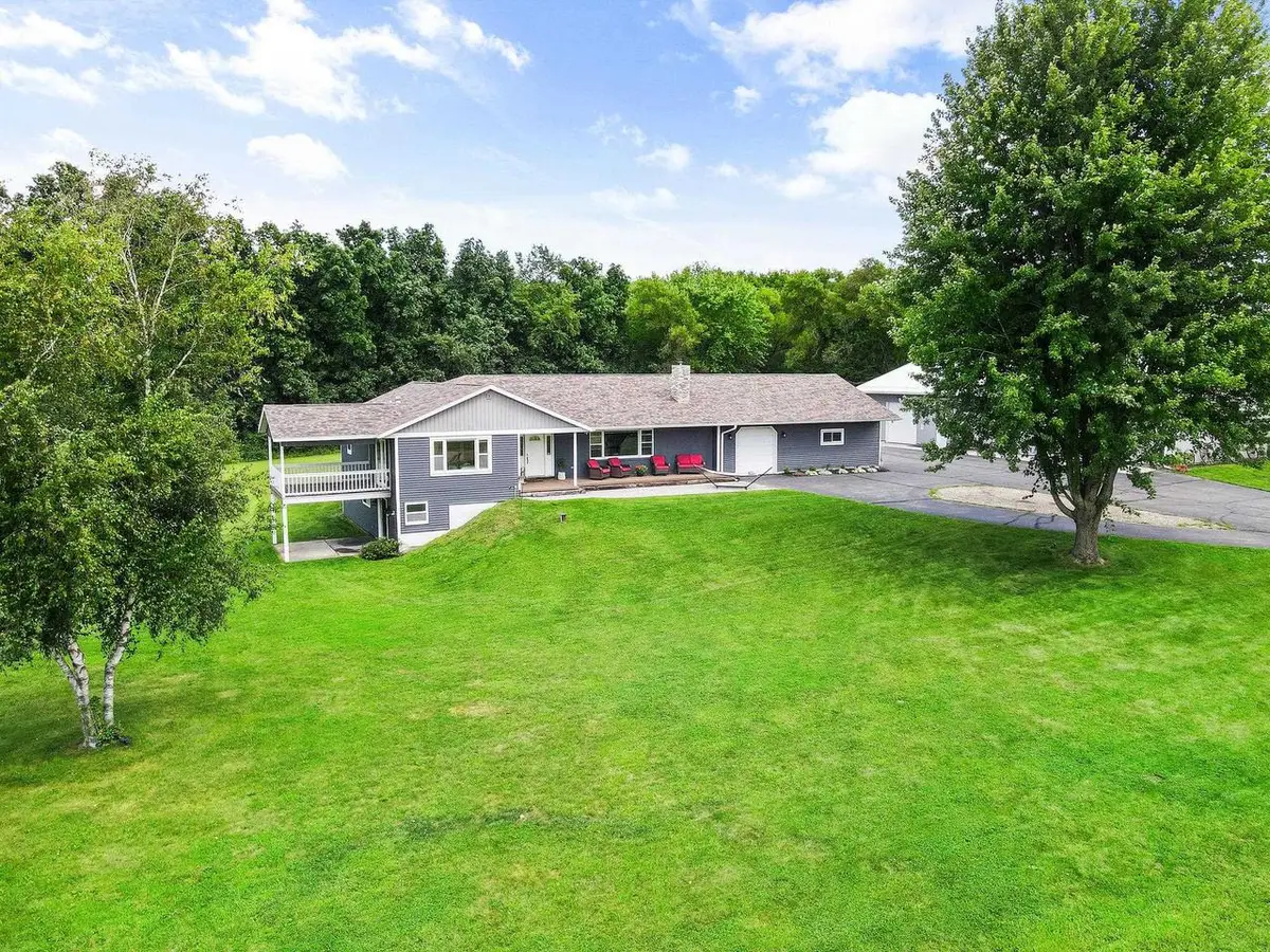 64 Oakland Road, Cambridge, WI 53523 - Image #1