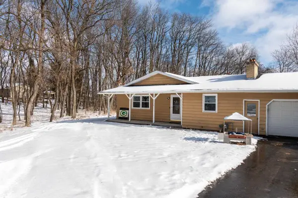 N6646 Fawn Circle, Pardeeville, WI 53954