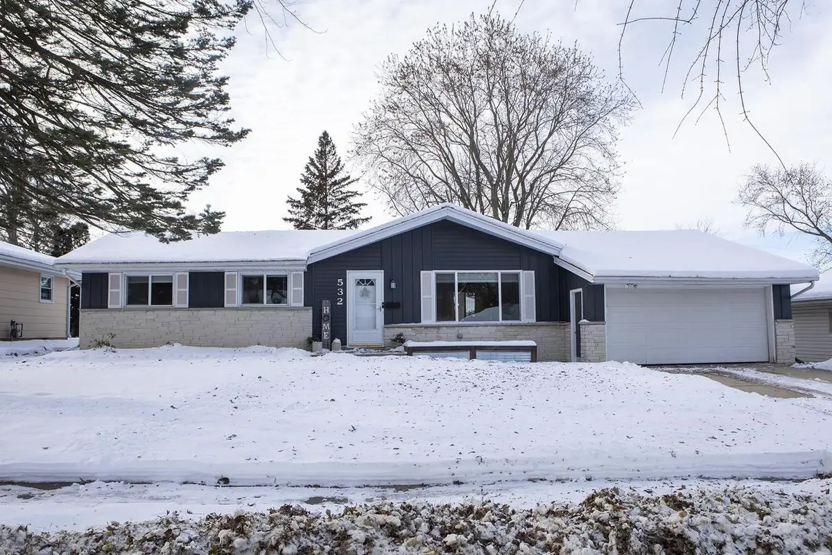 532 S 15th Avenue, West Bend, WI 53095 - Image #1