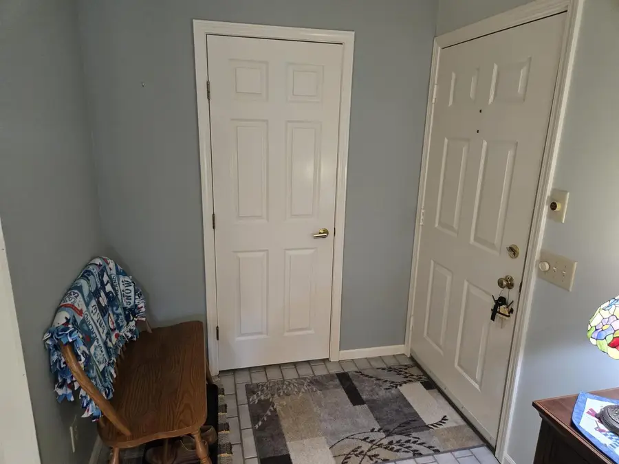 89 Golf Course Road #E, Madison, WI 53704 - Image #3