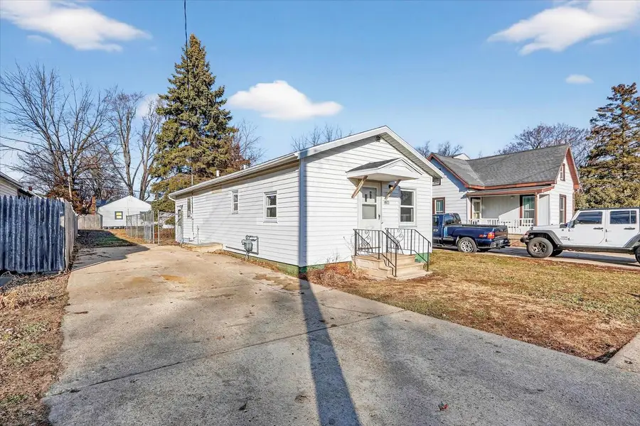 1923 Lenox Avenue, Beloit, WI 53511 - Image #2