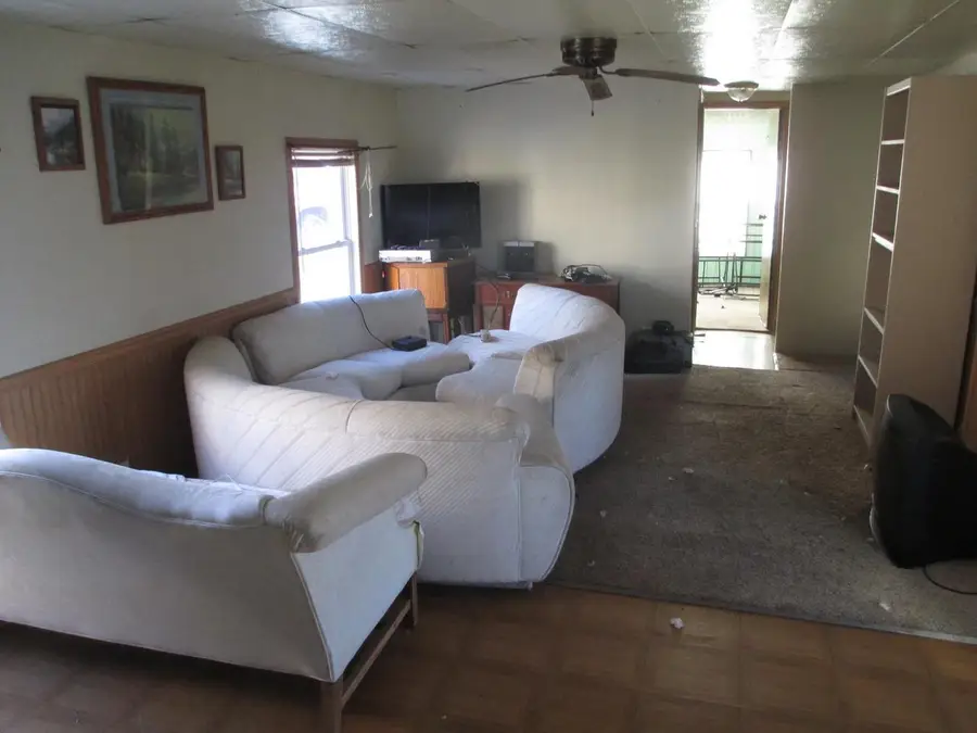 26318 Hill Street, Shullsburg, WI 53586 - Image #2