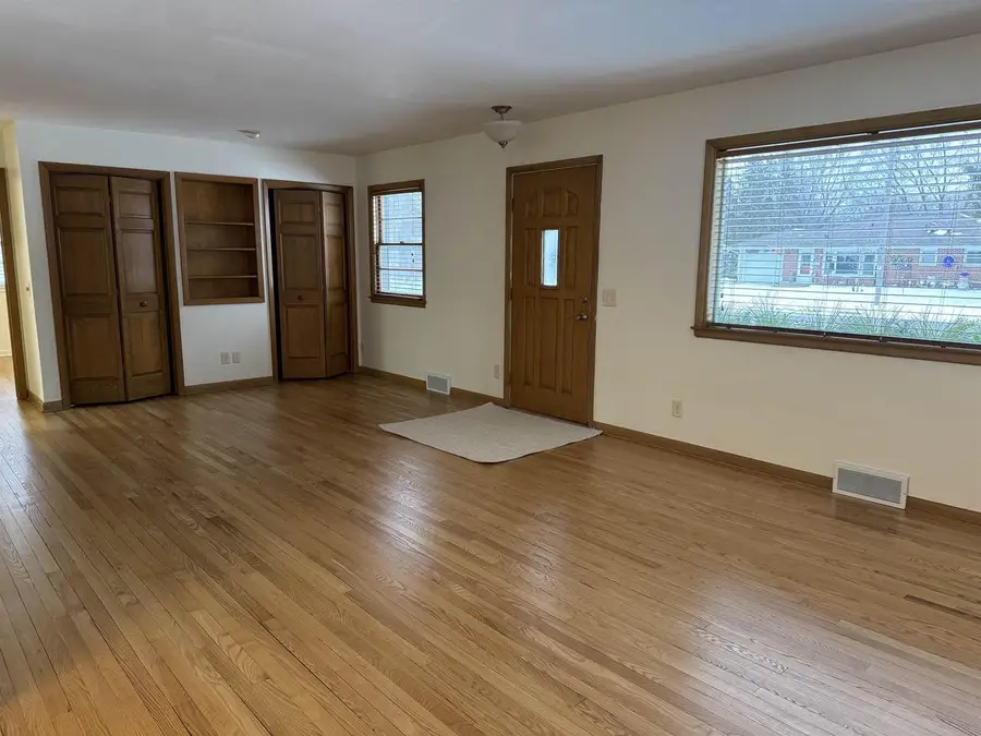 6715 North Avenue, Middleton, WI 53562 - Image #2