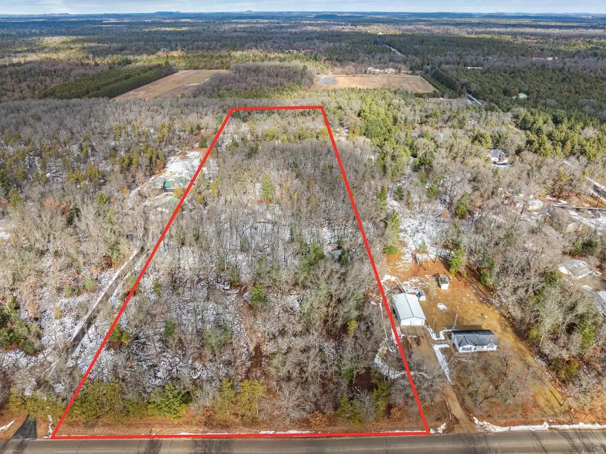 912 Gale Drive, Wisconsin Dells, WI 53965 - Image #1