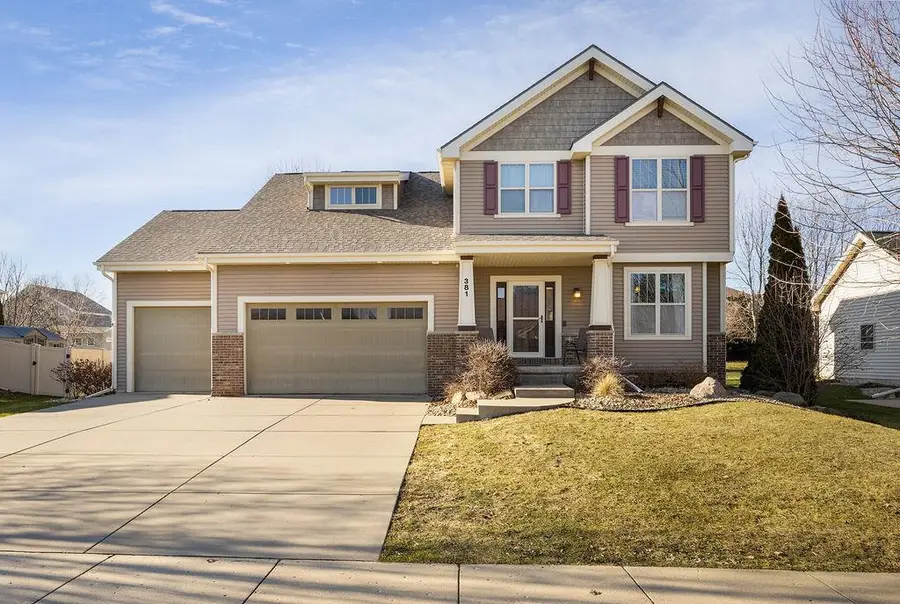 381 Liberty Park Drive, Oregon, WI 53575 - Image #2