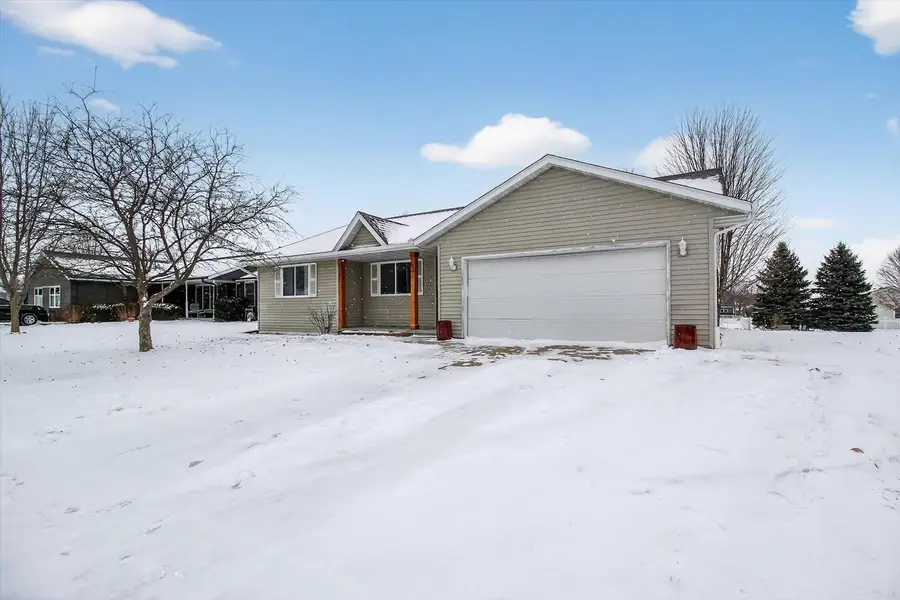 52 Gunther Drive, Evansville, WI 53536 - Image #3