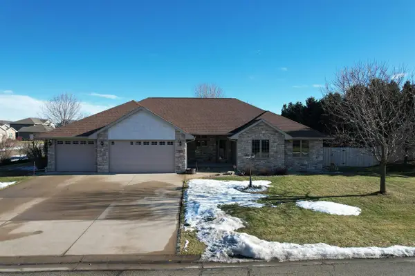 N9106 Hedgerow Drive, Appleton, WI 54915