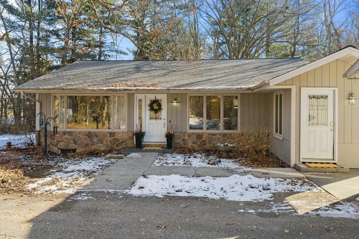 144 Meadowview Drive, Baraboo, WI 53913 - Image #1