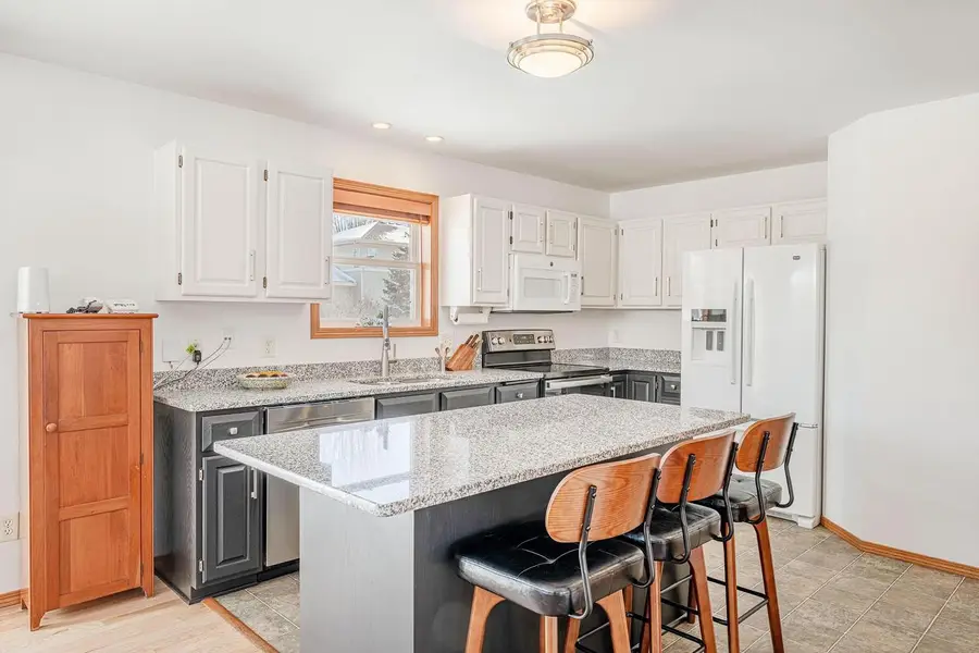 601 AZTALAN Drive, Madison, WI 53718 - Image #3