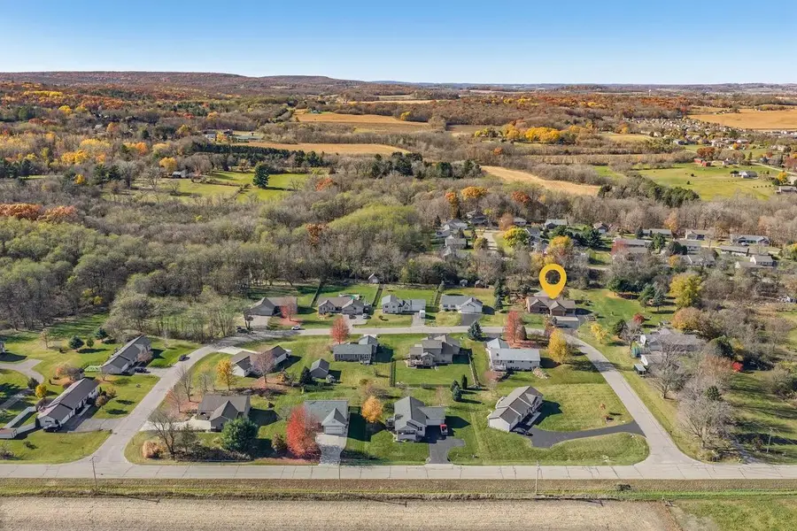 5615 S Granite Lane, Baraboo, WI 53913 - Image #3