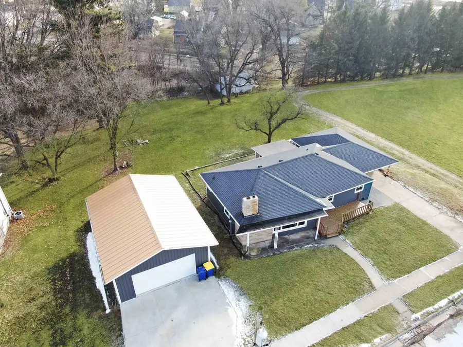 520 Vernon Avenue, Hillsboro, WI 54634 - Image #2