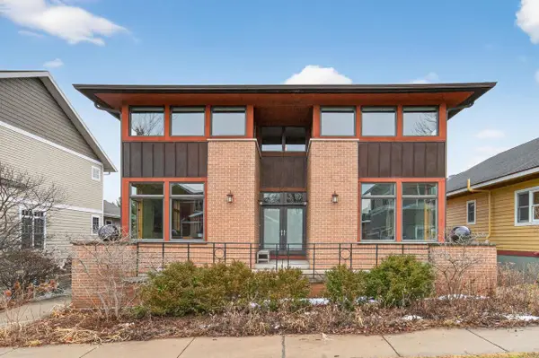 3555 John Muir Drive, Middleton, WI 53562