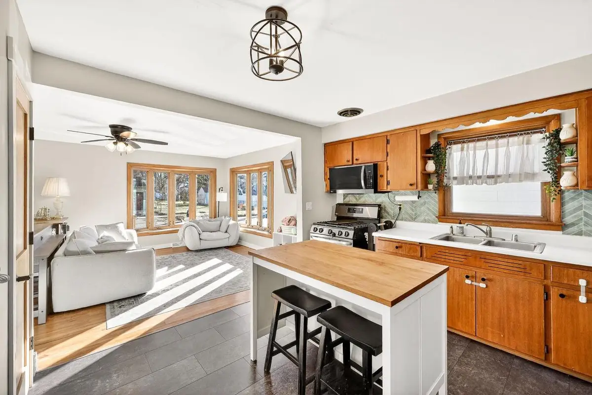 302 Buckingham Lane, Madison, WI 53714 - #1