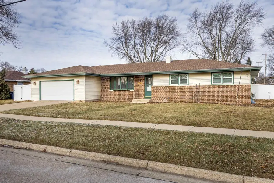 1913 Black Bridge Road, Janesville, WI 53545 - Image #2