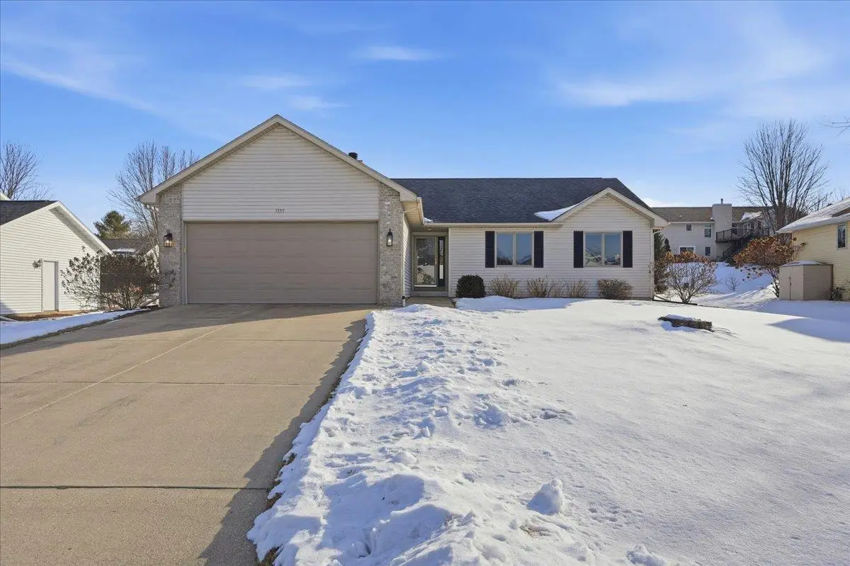 1355 Gray Hawk Way, Sun Prairie, WI 53590 - #1