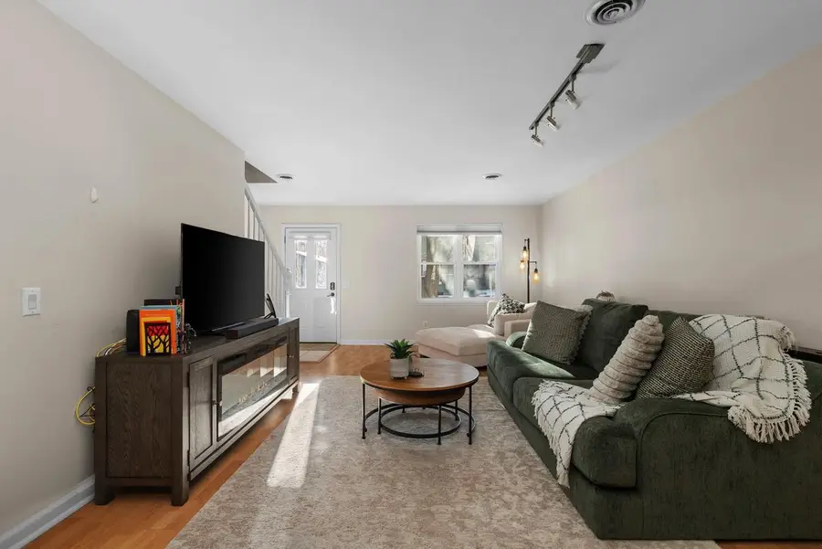 141 S Franklin Street, Madison, WI 53703 - Image #3