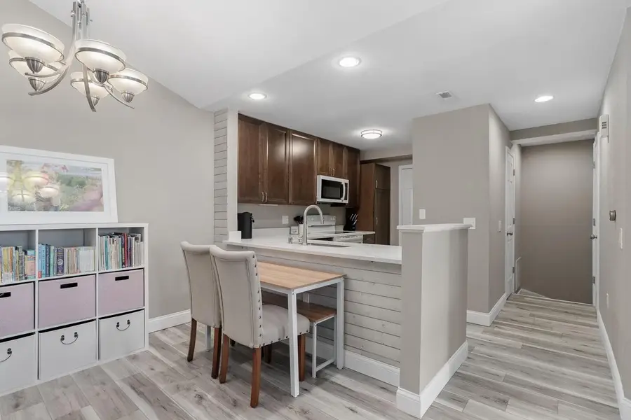 3282 Stonecreek Drive, Madison, WI 53719 - Image #3