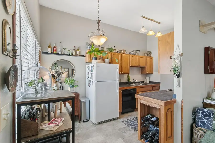 400-402 Estate Lane, Stoughton, WI 53589 - Image #3