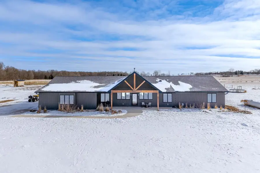 5280 OReilly Road, Omro, WI 54963 - Image #2
