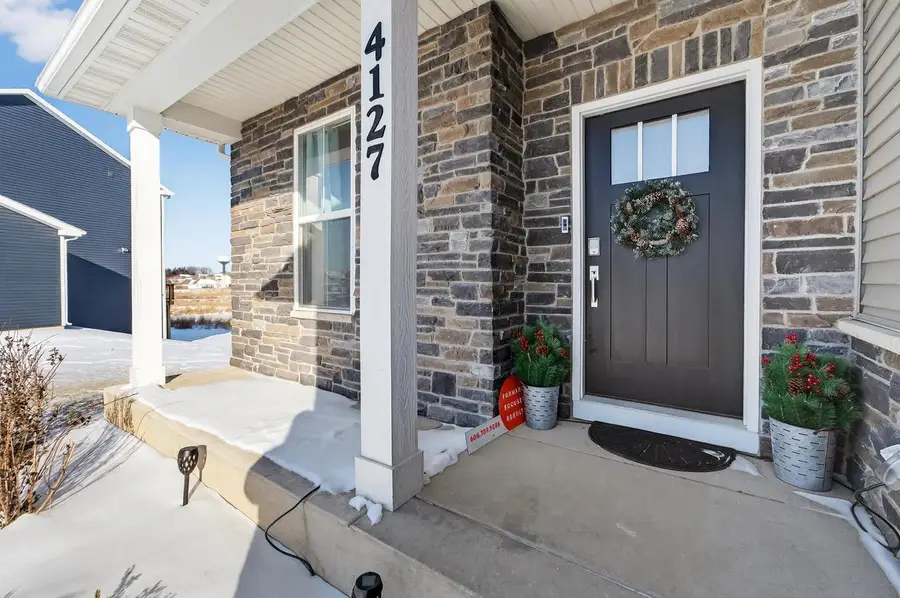 4127 Eton Circle, Windsor, WI 53598 - #2
