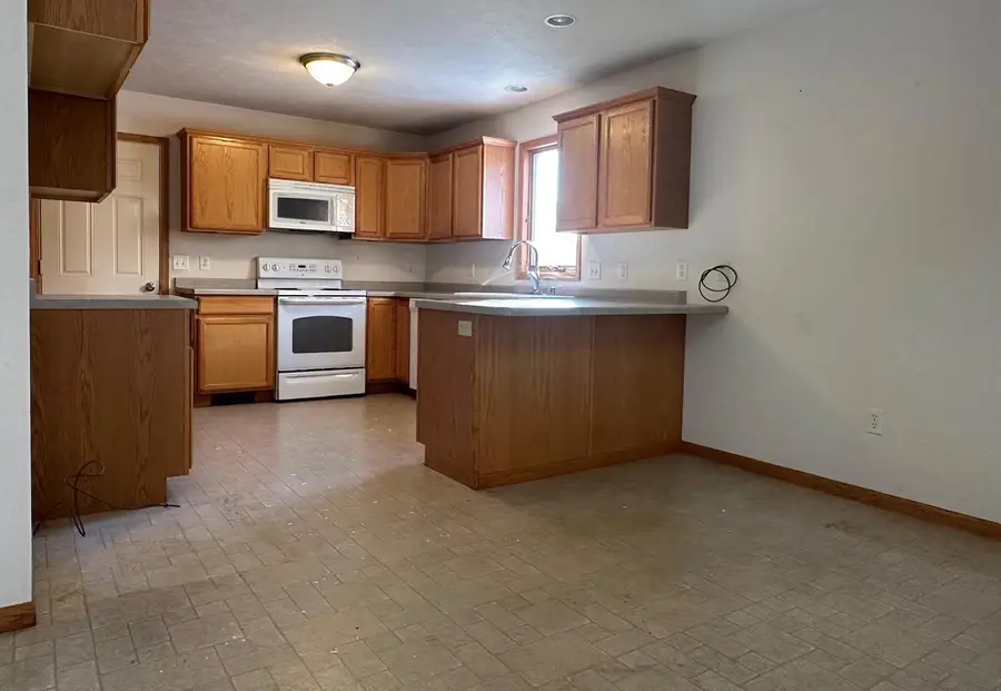 1510 Agnes Road, Fort Atkinson, WI 53538 - Image #2