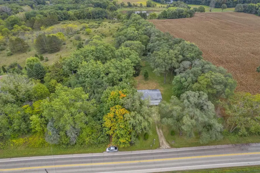 308 County Road MM Road, Brooklyn, WI 53521 - Image #2