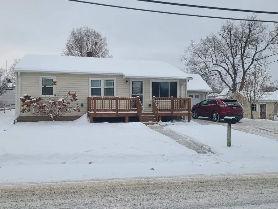 165 E 8th Street, Richland Center, WI 53581 - Image #3