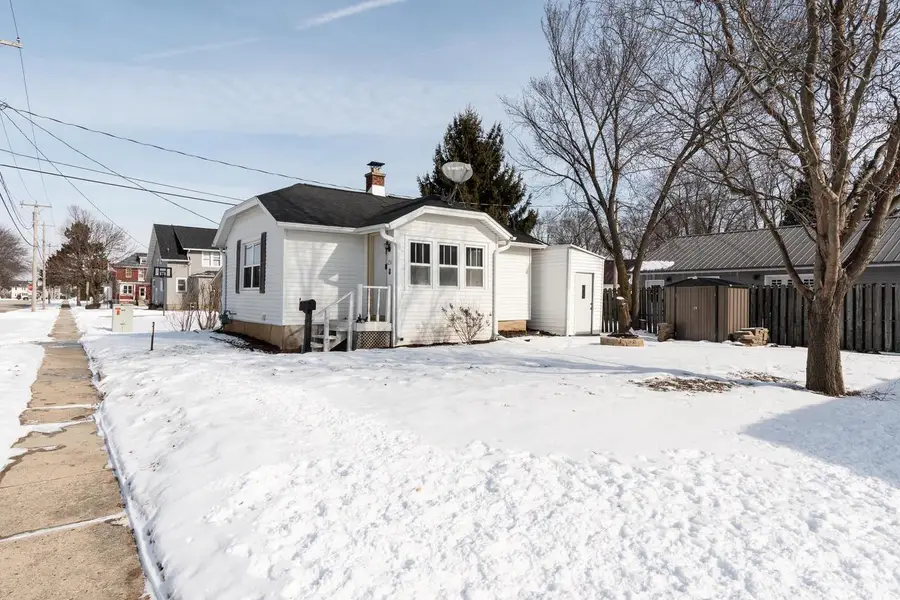 231 Hillyer Street, Waupun, WI 53963 - #2