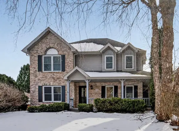 2892 Forest Down, Fitchburg, WI 53711