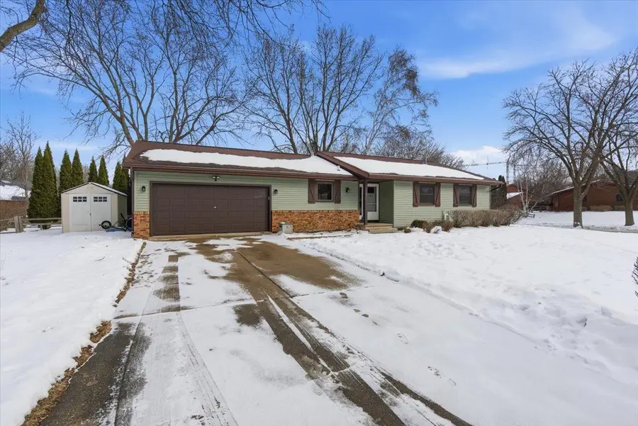 2 W Spyglass Court, Madison, WI 53717 - Image #2