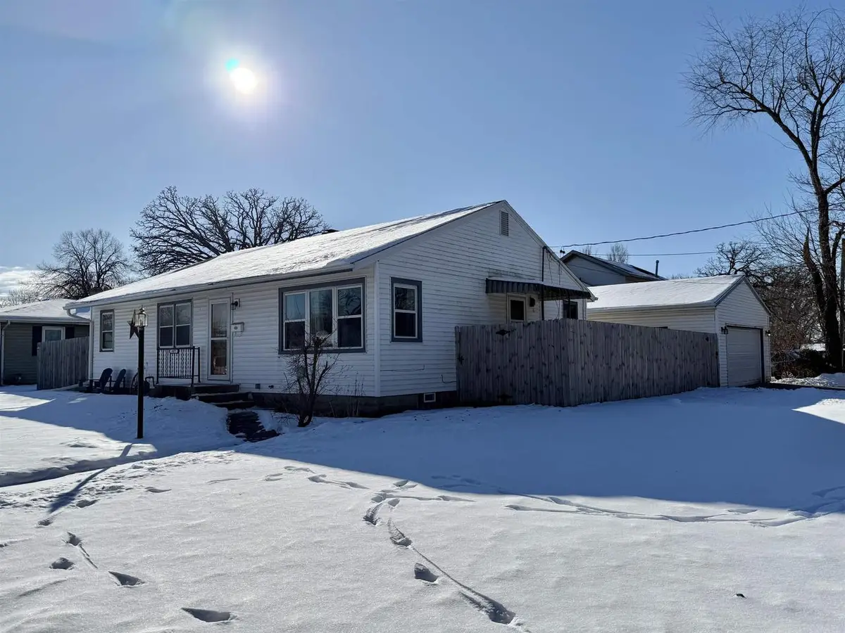 1027 Thomas Street, Janesville, WI 53545 - Image #1