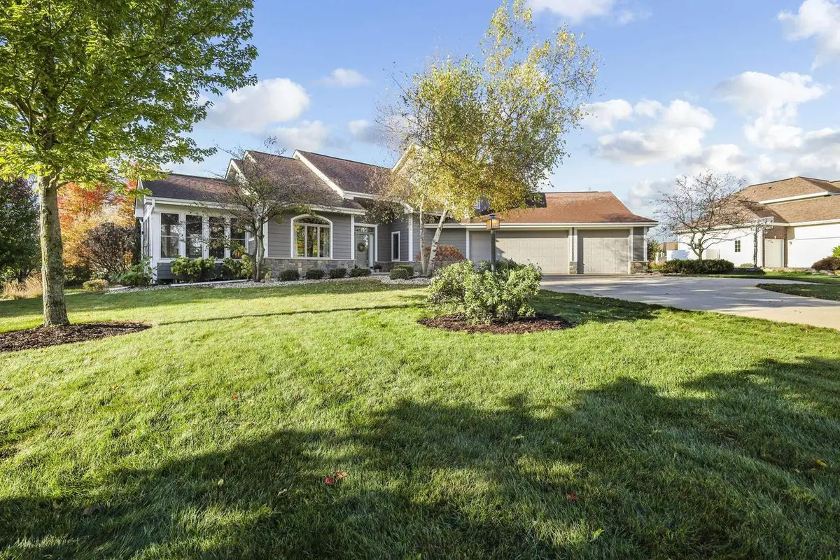 7655 Heather Knoll Lane, Verona, WI 53593 - #1