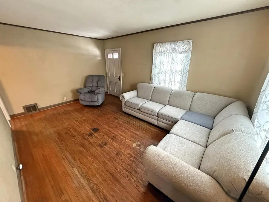 533 Bostwick Avenue, Janesville, WI 53545 - Image #3