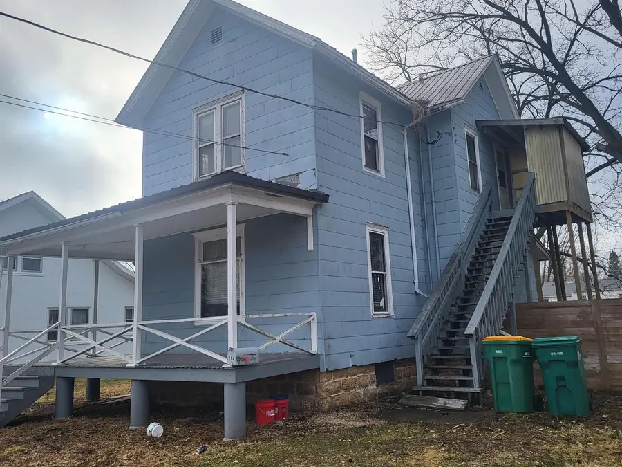 104 - 104 1/2 Mechanic Street, Edgerton, WI 53534 - Image #2