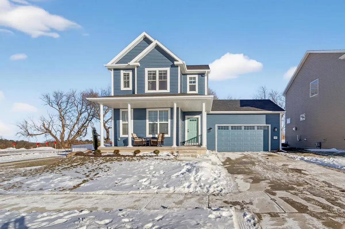 2529 Clover Point Drive, Fitchburg, WI 53711 - Image #1