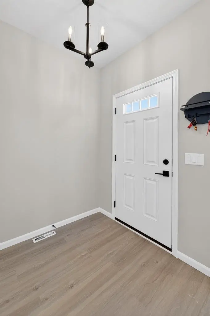 2529 Clover Point Drive, Fitchburg, WI 53711 - Image #3