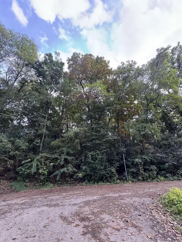 5611 Tall Oak Road, Wausaukee, WI 53597