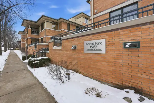 6767 Frank Lloyd Wright Avenue #305, Middleton, WI 53562