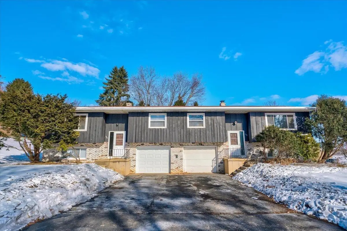 604 E Oak Street, Cottage Grove, WI 53527 - #1