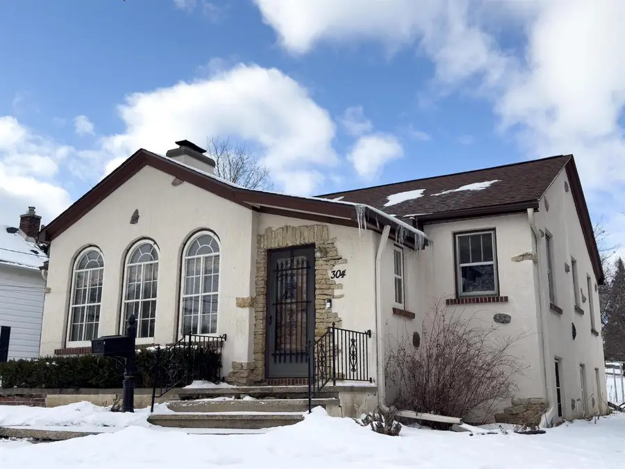 304 Randolph Street, Edgerton, WI 53534 - Image #2