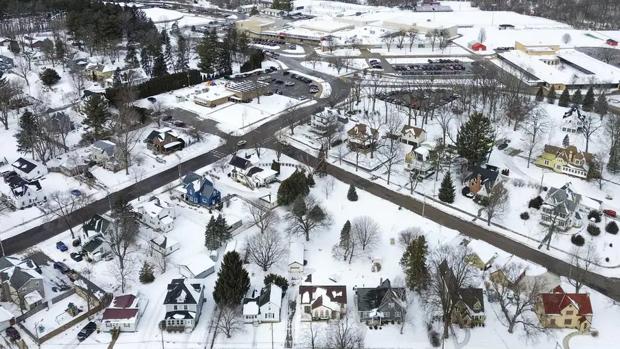 304 Randolph Street, Edgerton, WI 53534 - Image #3