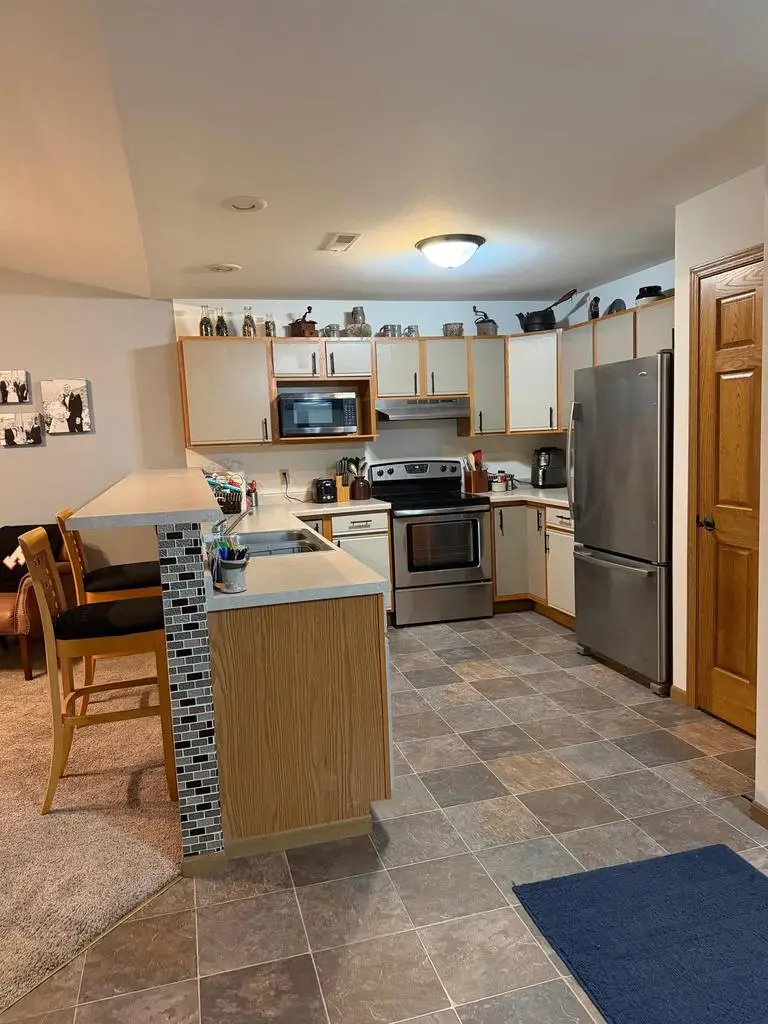 611 Reena Avenue, Fort Atkinson, WI 53538 - Image #2