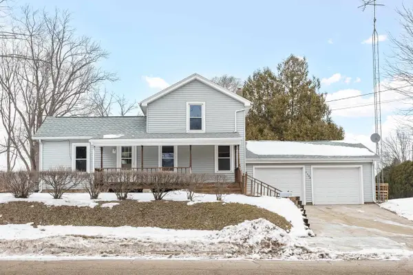 1104 W Fulton Street, Edgerton, WI 53534