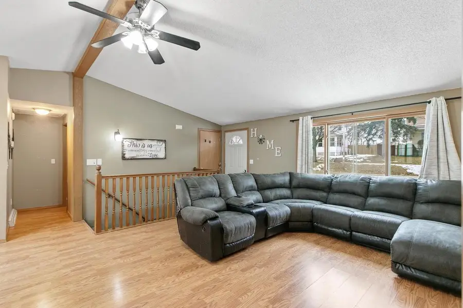 614 W Pleasant Street, Portage, WI 53901 - Image #2