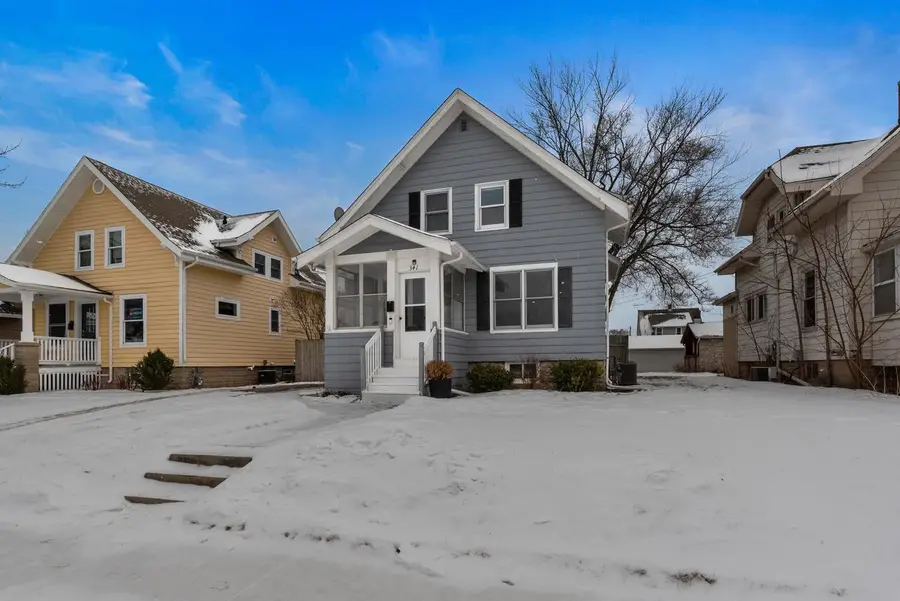 341 WILSON Avenue, Waukesha, WI 53186 - #2