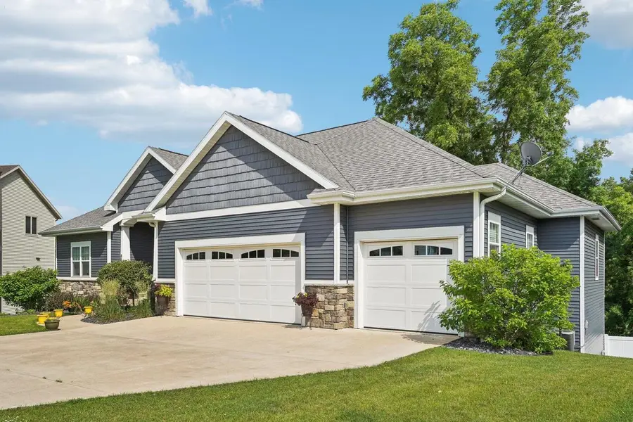 809 Maple Drive, Mount Horeb, WI 53572 - #2