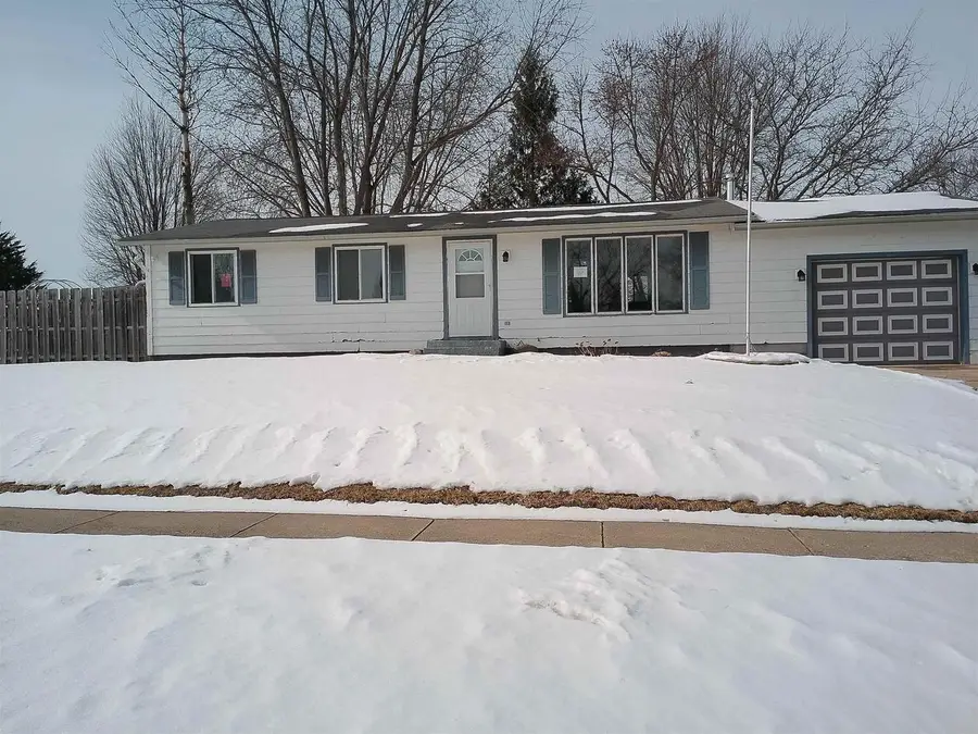 502 Arthur Drive, Clinton, WI 53525 - Image #2